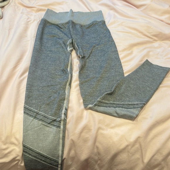 Pink Active Grey Leggings - Picture 1 of 5